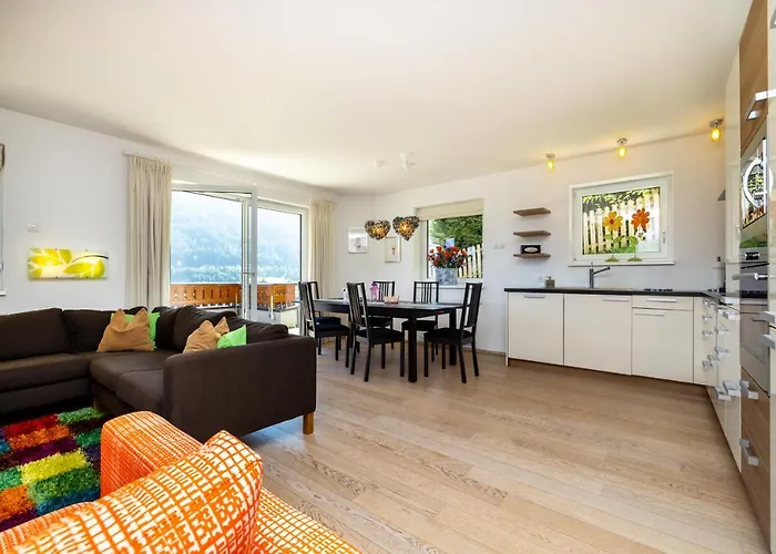 Апартаменти Berghaus *